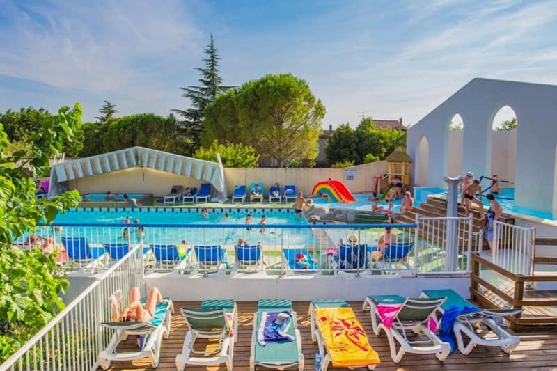 Hotel Les Domes Des Gorges Ruoms Exterior foto